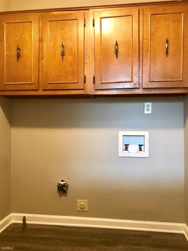 Building Photo - 4 br, 3 bath House - 2359 Ridgeway Rd