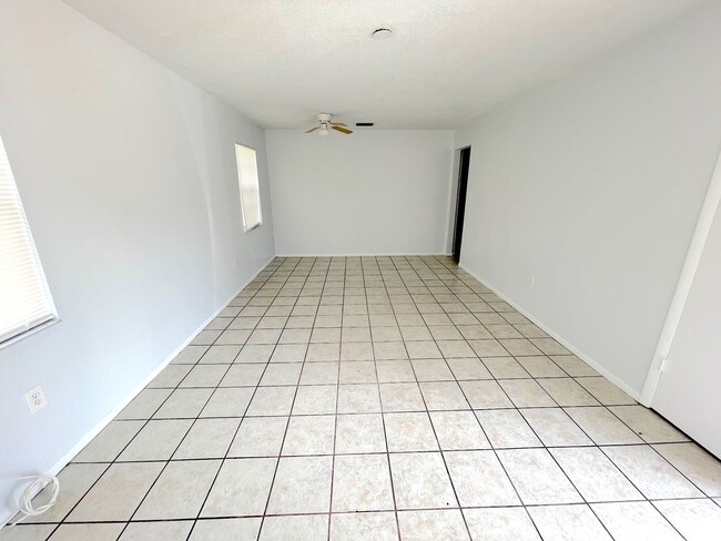 Building Photo - 2216 Flamingo Blvd