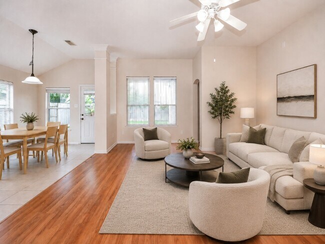 Foto del edificio - 18006 Willow Cliff Ln
