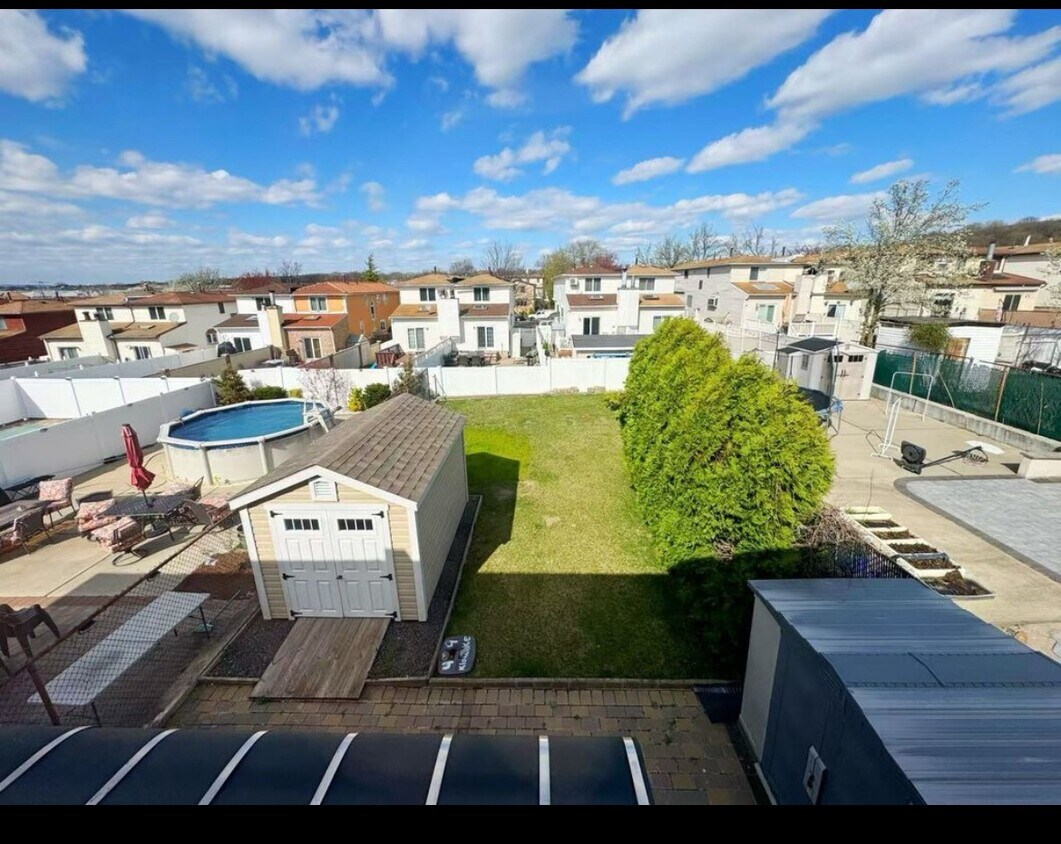 Foto principal - 459 Klondike Ave
