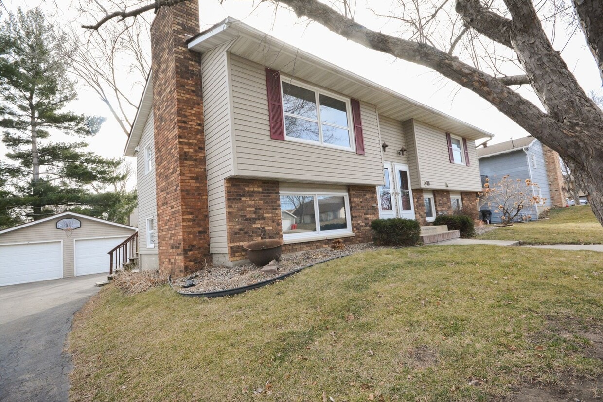 30083010 18th Ave NW Unit 3010, Rochester, MN 55901 Room for Rent in