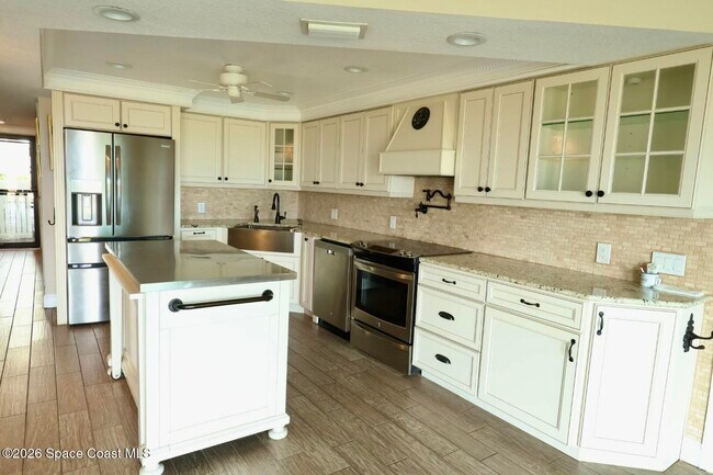 Foto del edificio - 650 N Atlantic Ave