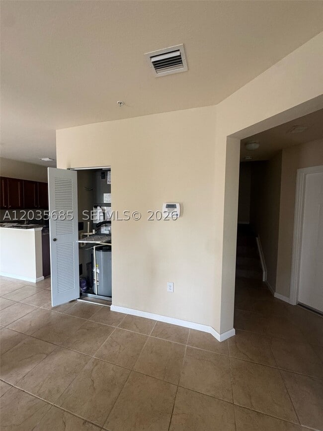 Foto del edificio - 8900 NW 97th Ave