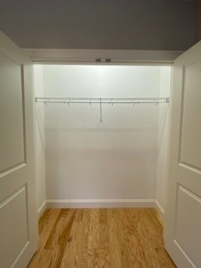 Foto del edificio - Battle March Village