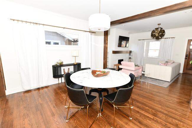 Foto del edificio - 324 NW 26th St