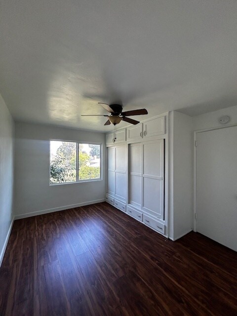 Foto del edificio - 10620 Downey Ave
