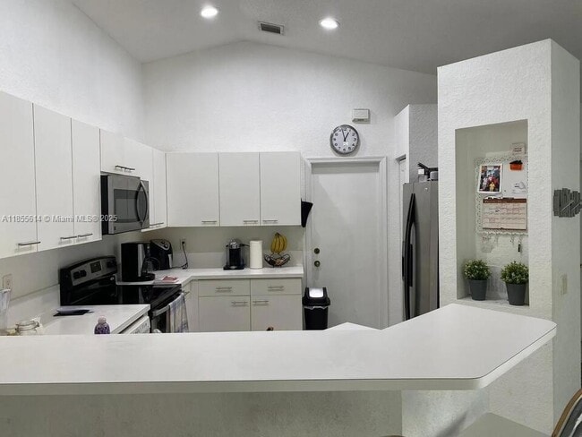 Foto del edificio - 1205 Canary Island Dr