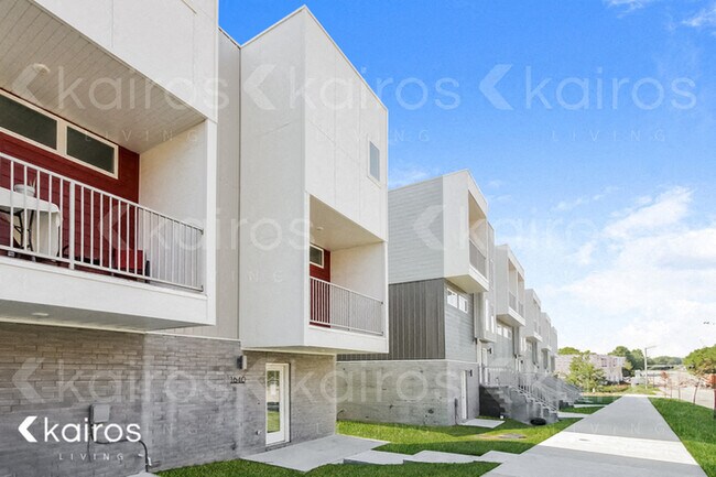 Foto del edificio - 1640 S Razorback Rd