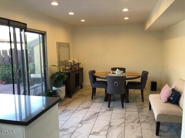 Building Photo - 6927-6927 Gull Ct