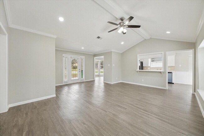 Foto del edificio - 23834 English Oak Dr