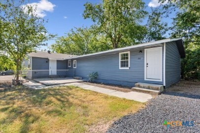 Foto principal - 202 Marston Ave