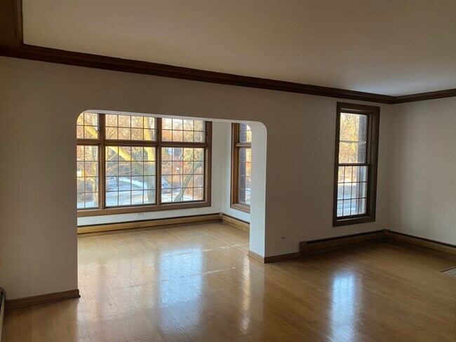 Foto del edificio - 5839 W Midway Park