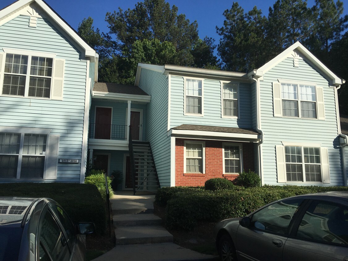 Primary Photo - 4016 Whitehall Way