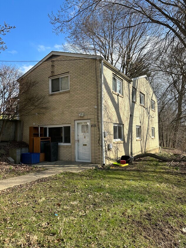 415 Spruce St Unit Main, Canonsburg, PA 15317 Apartments in