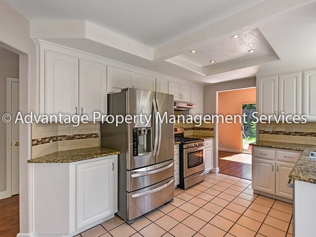 Building Photo - 4229 Garibaldi Pl
