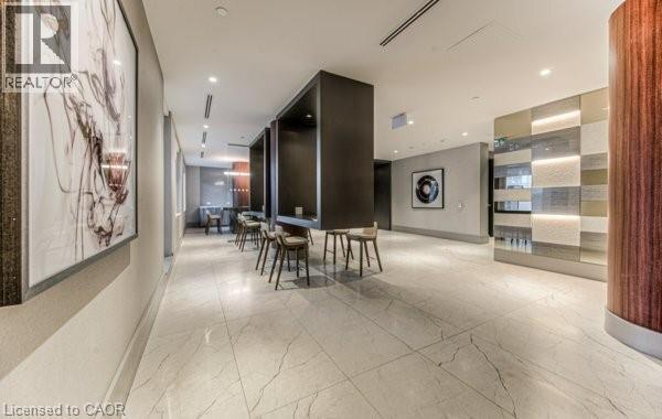 Photo du bâtiment - 55 Duke St W