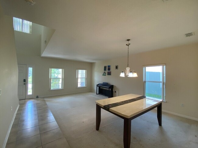 Foto del edificio - 2851 Moonstone Bend