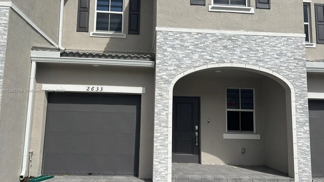 Foto del edificio - 2633 SE 10th St