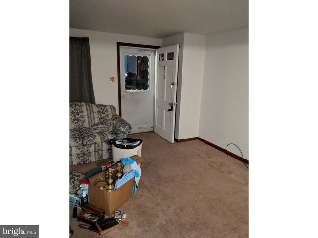 Building Photo - 715 Carmen Dr