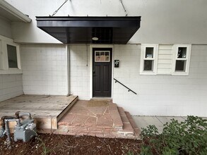 Building Photo - 1010 8th St