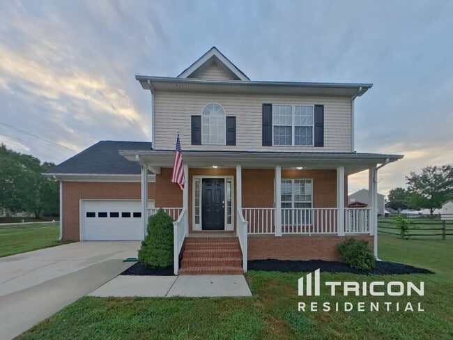 Building Photo - 2424 Damascus Dr