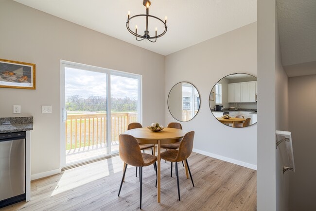 Building Photo - Lamp Rd Glenbrook, LLC