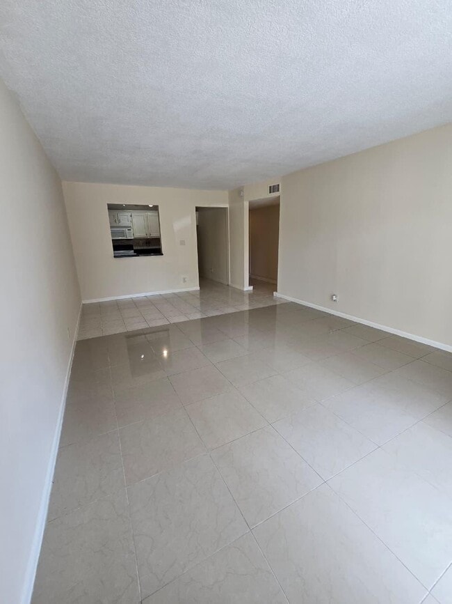 Foto del edificio - 4133 NW 88th Ave