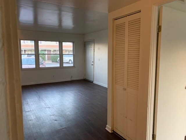 Foto del edificio - 384 W Indian Trail