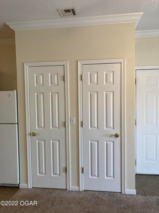 5258 Courtney Ln Unit H, Joplin, MO 64804 Condo for Rent in Joplin