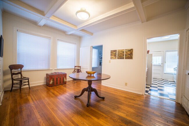 Foto del edificio - 3513 Wyandotte St