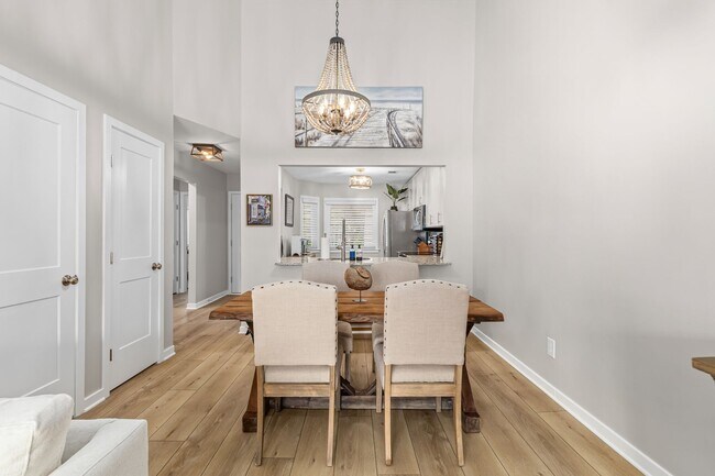 Foto del edificio - 850 Ilex Ct
