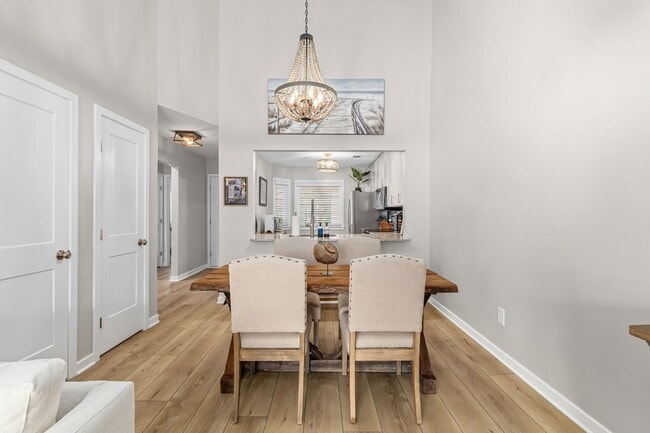 Building Photo - 850 Ilex Ct