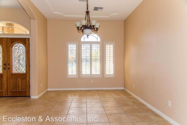 Building Photo - 3 br, 2 bath House - 10614 Cliffside