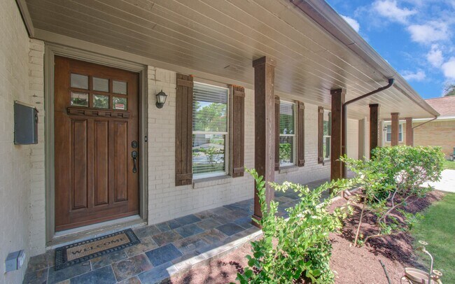 Foto del edificio - 11422 Endicott Ln