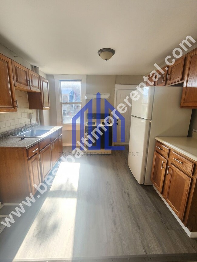 Building Photo - Cozy 2 Bedroom Home in East Baltimore
