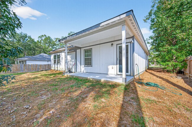 Foto del edificio - 25106 Morgan Cemetery Rd