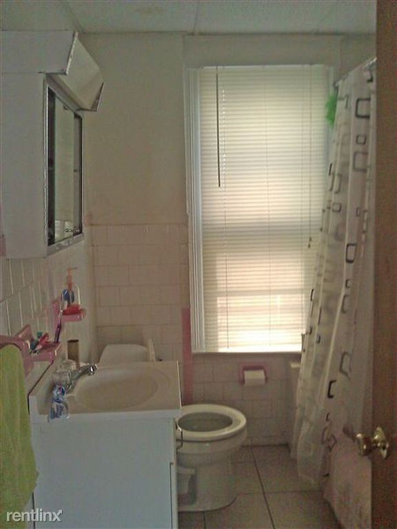 Foto del edificio - 8 br, 3 bath Apartment - 300 Hope Street