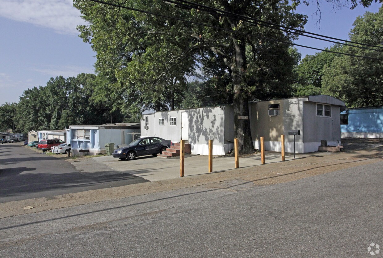 Primary Photo - 2639 Ferguson Rd
