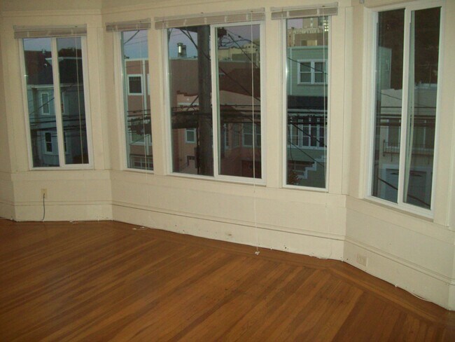 Bay Windows overlooking backyard - 1481 8th Ave
