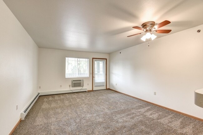 Interior Photo - 328 Prairie Meadows II - III Senior Living...