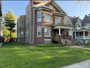 Building Photo - 5935 W Race Ave