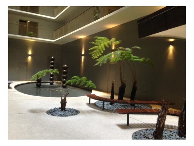 Open air lobby - 1645 Ala Wai Blvd
