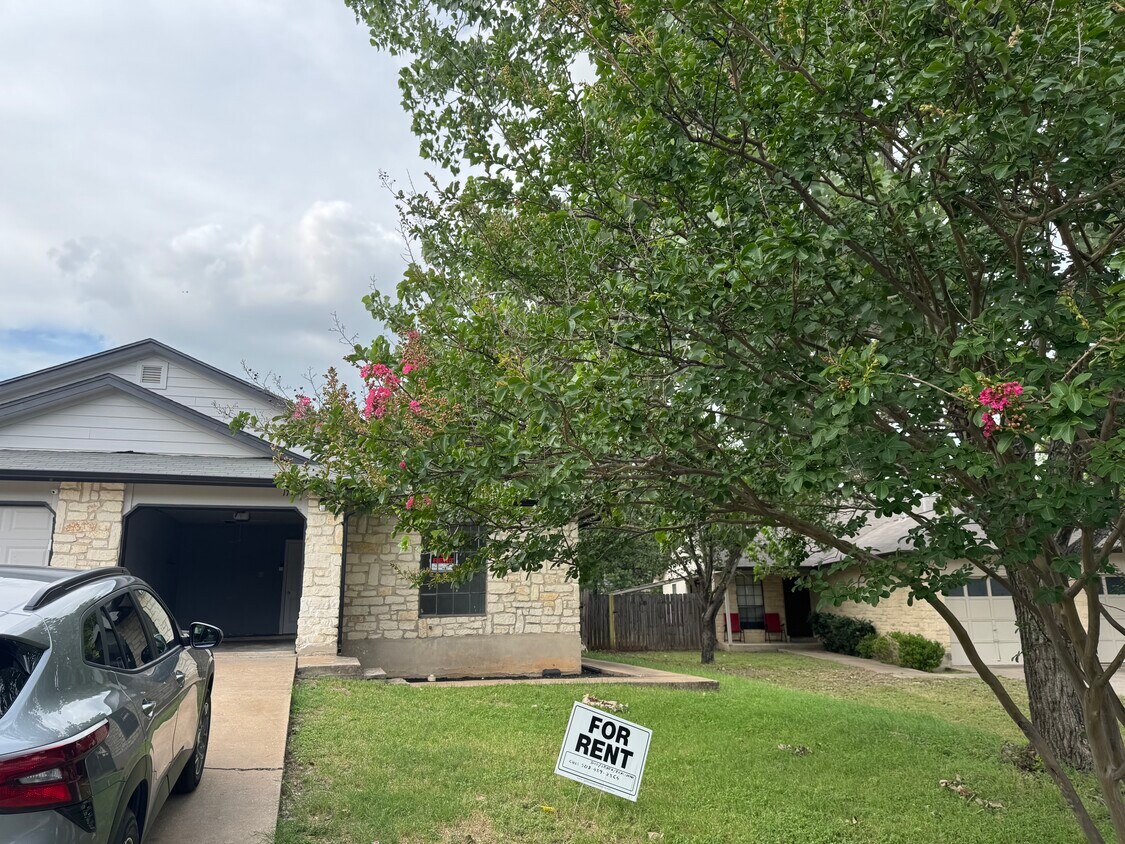Foto principal - 1749 Horseshoe Cir