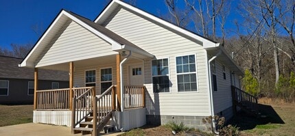 Building Photo - 707 Inspire Ave