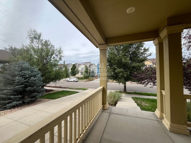Foto del edificio - 787 Sundance Ln