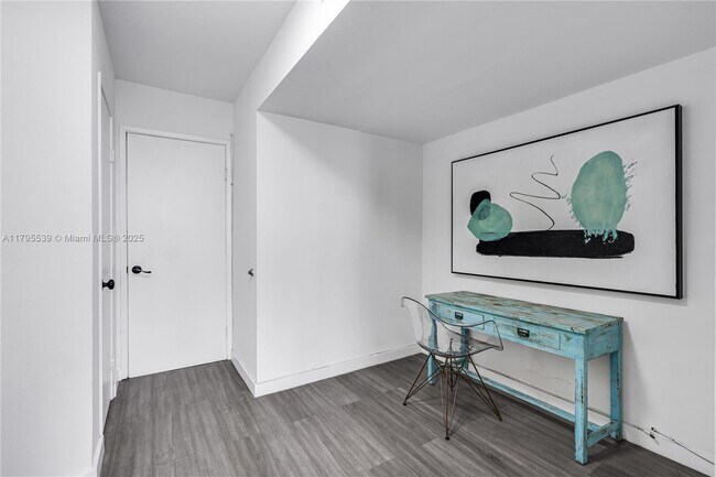 Foto del edificio - 1780 NE 191st St