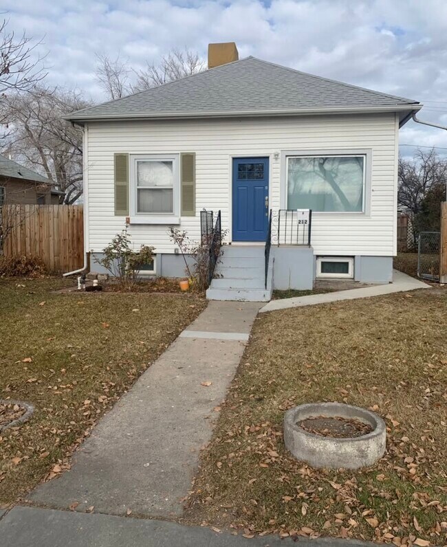 Building Photo - 212 Teller Ave