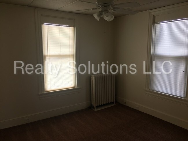 Building Photo - 1000 Cinnaminson Ave