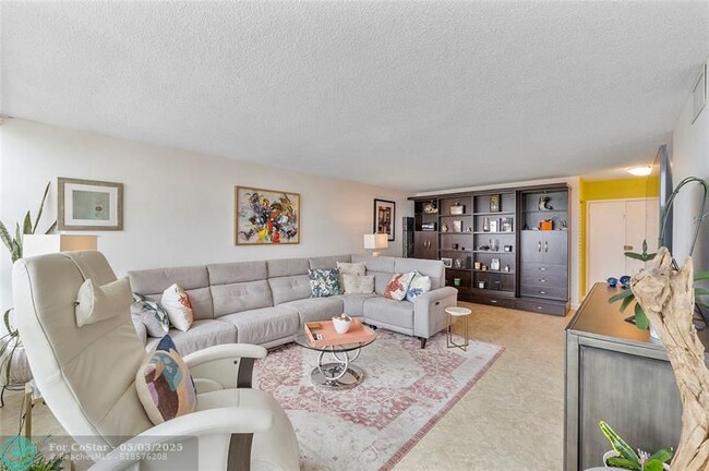 Building Photo - 1620 S Ocean Blvd
