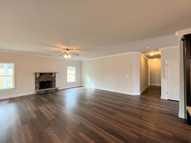 Foto del edificio - 130 Hawthorn Ln